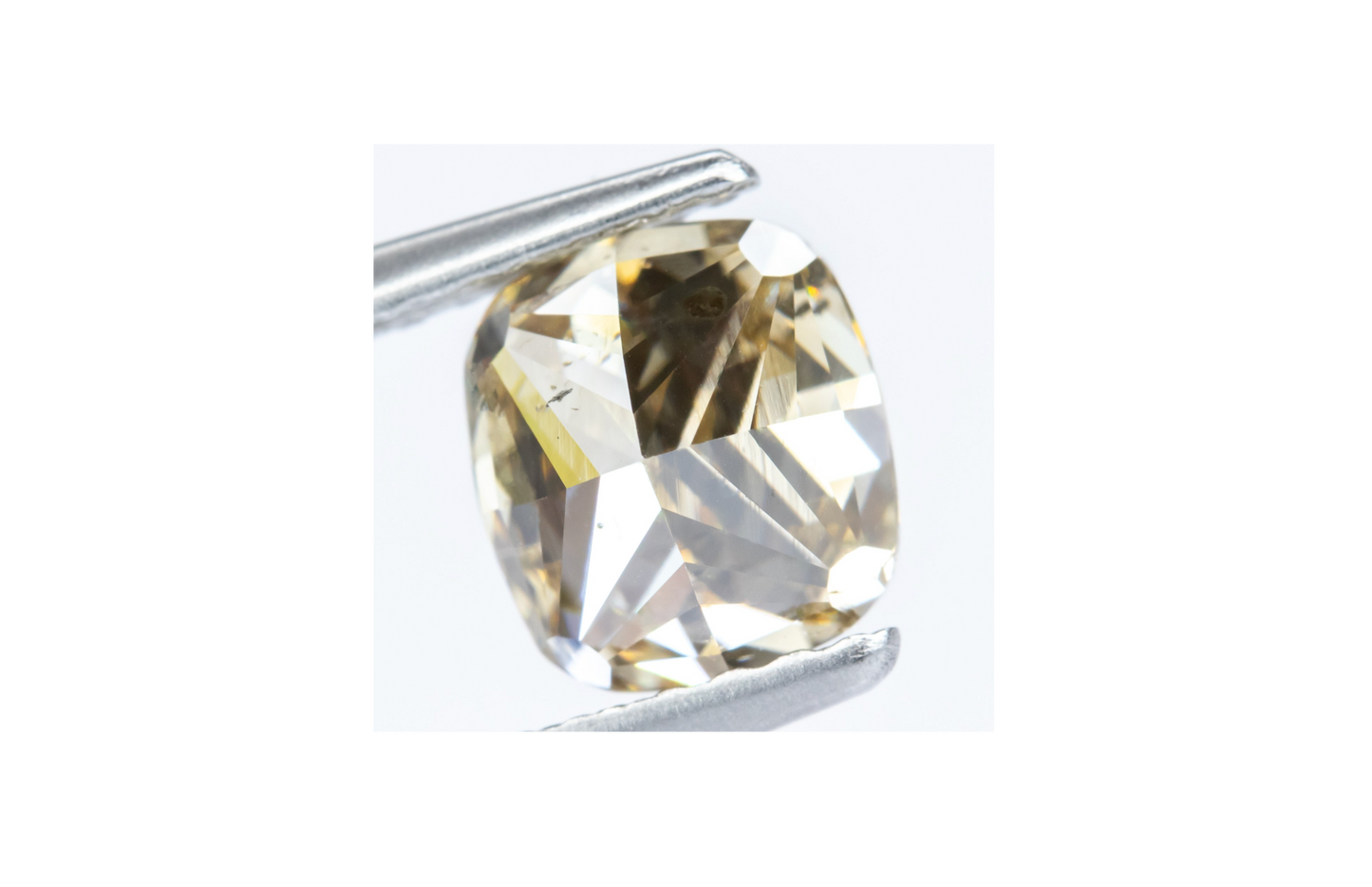 1.17 ct S12 Cushion Yellow